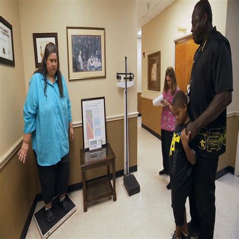 Woman Weighs 940lb And Says EVERYTHING Hurts .